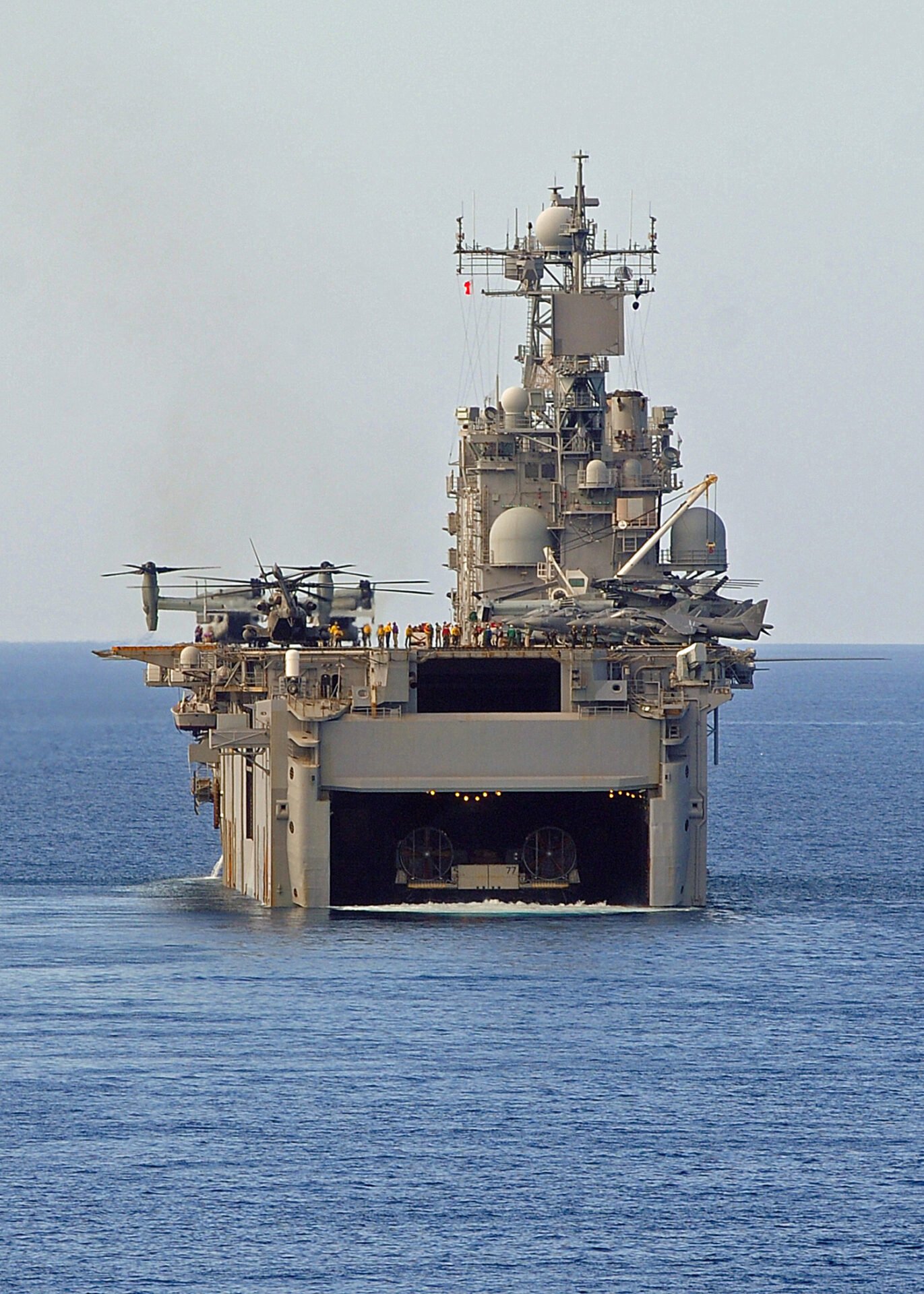 USS Nassau amphibious assault ship sailing at sea